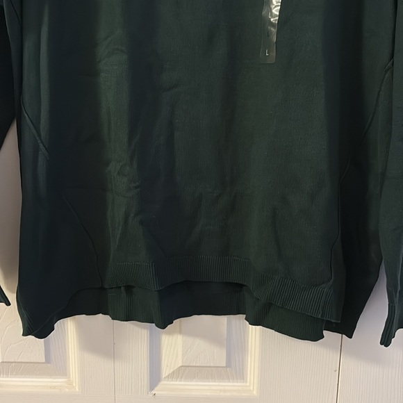 460 NWT Wonderly size large green sweater - Picture 7 of 7